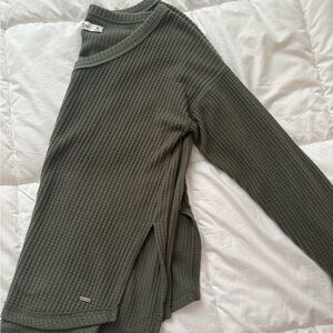 Hollister Dark Green Waffle Knit Sweater